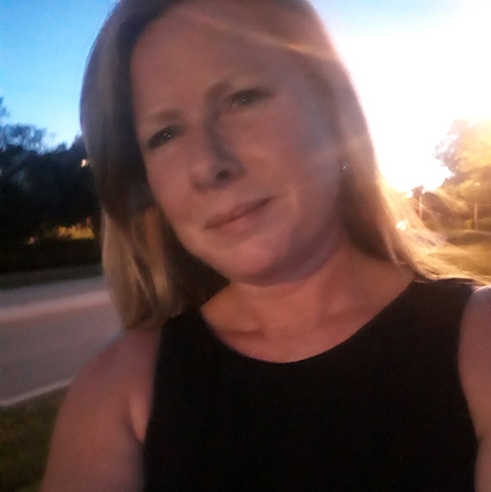 Meet your Posher, Cristina